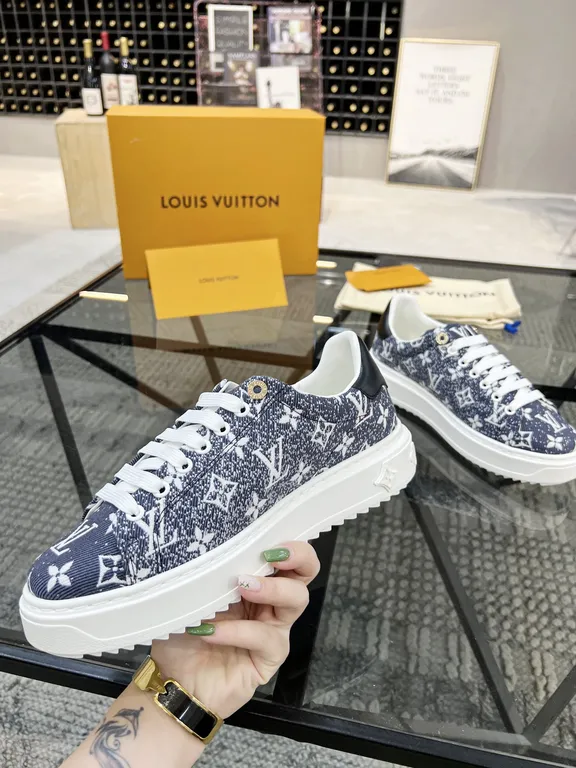 Louis Vuitton Shoe 